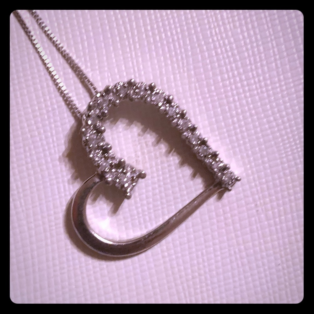Cute pendants! ❤️reserved for erin❤️